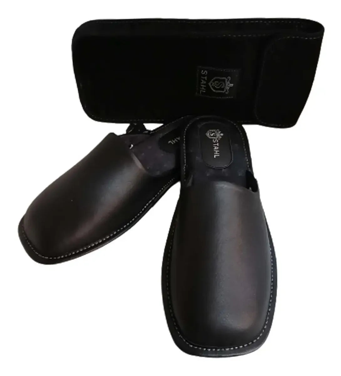 Pantuflas E-9764 de piel de borrego para hombre, vista de tres cuartos