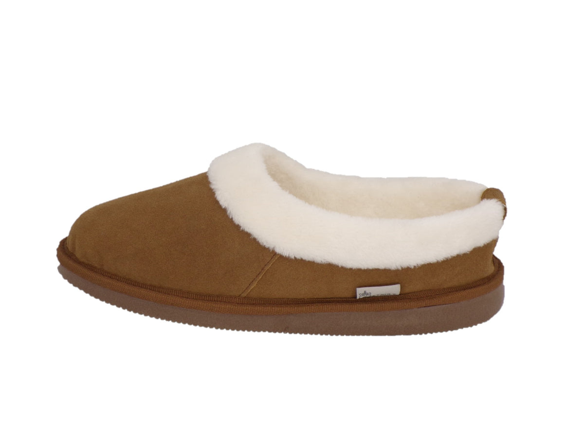 Pantuflas E-3594 de gamuza para mujer, vista de tres cuartos